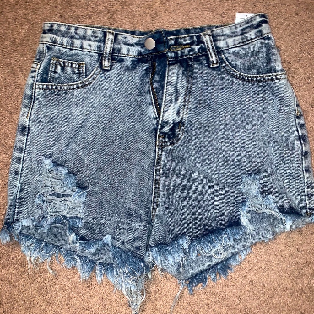 Fashionnova High-Waisted Shorts